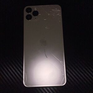 iPhone 11 Pro Max gold